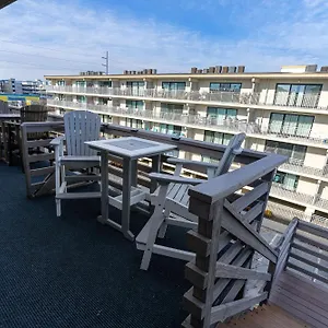 Aparthotel Ocean Block 100 Steps From The, Ocean City